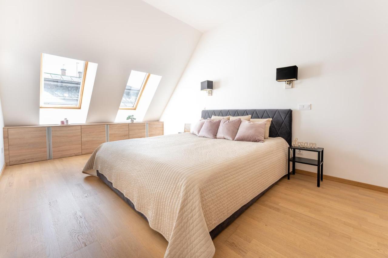 Rose Lux Residence Budapest Esterno foto